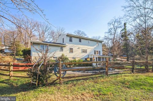 16 Severn Riv Rd, Severna Park MD 21146-4659 exterior