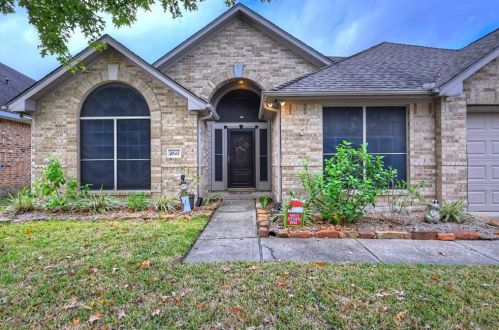 1415 Ivory Crossing Ct, Taylor Lake Village, TX 77586-4145