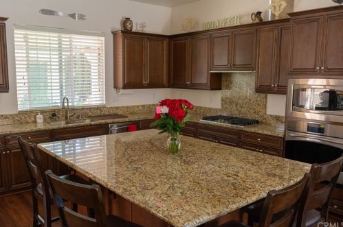 6291 Raindrop Pl, Rancho Cucamonga, CA 91739-9161