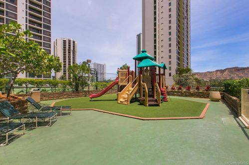 201 Ohua Ave, Honolulu HI  96815-3653 exterior