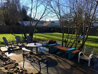 1421 Alameda Ave, Roseburg OR  97470-5630 exterior