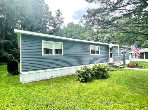 27 Finch St, Keene, NH 03431-1684