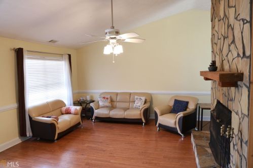 3715 Windy Hill Dr, Conyers, GA 30013-2964
