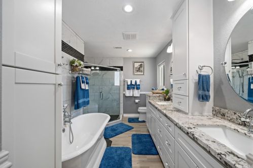 16975 Obsidian Dr, Riverside CA  92508-9407 exterior