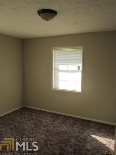 642 Glenn Dr, Forest Park GA  30297-2723 exterior