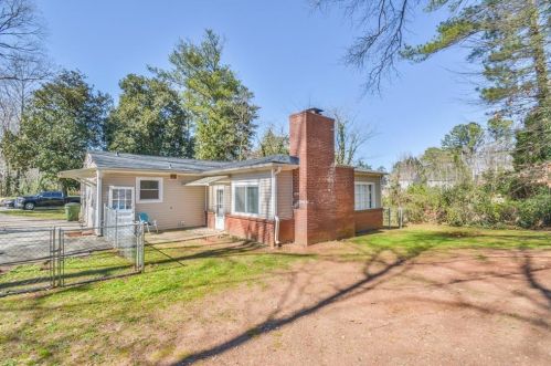3737 King Springs Rd, Smyrna GA  30080-5511 exterior