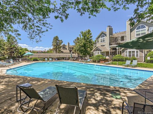 6711 Ivy Way, Englewood CO  80112-1059 exterior