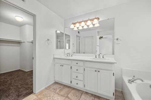 8734 Heatherwood Rd, Anaheim CA  92808-1690 exterior