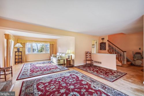 16 Severn Riv Rd, Severna Park MD 21146-4659 exterior