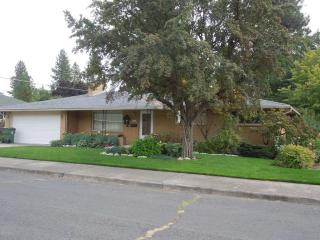 3315 Bruce Ave, Spokane WA  99208-4609 exterior