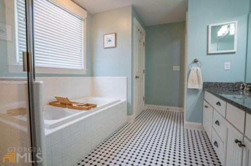 211 Lampkin St, Atlanta GA  30312-1429 exterior