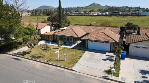 6080 Scheelite St, Riverside, CA 92509-5014