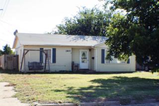 2807 10th St, Plainview, TX 79072-6121