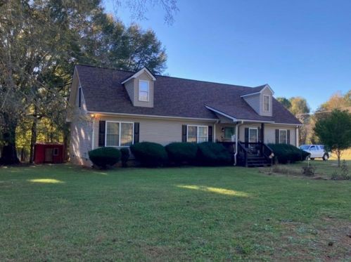 367 Hunter Rd, Jefferson, GA 30549-5056