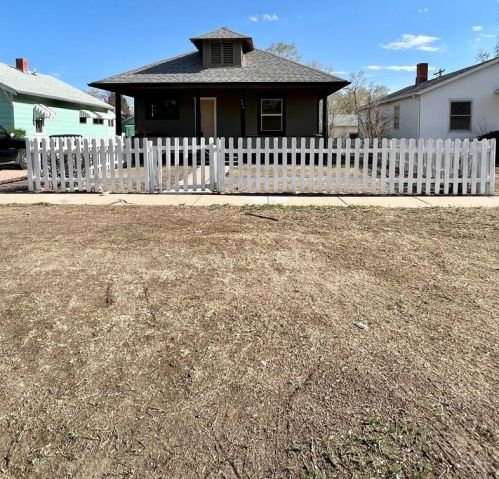 904 10th St, Pueblo, CO 81001-2913
