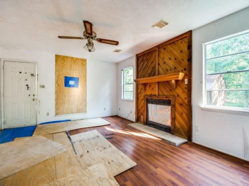 10538 Newton Cir, Conroe TX  77303-3238 exterior