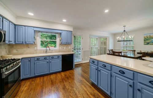 2104 Defoors Mill Dr, Atlanta GA  30318-2368 exterior