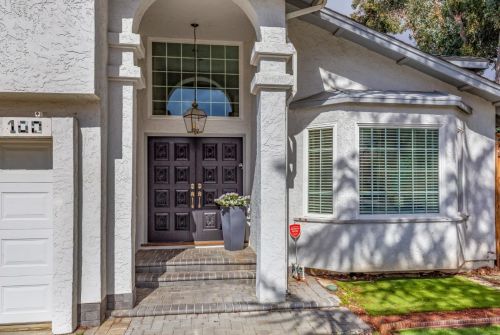 100 Maria Teresa Ct, Los Gatos, CA 95032-3738