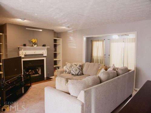 1408 Cumberland Ct, Smyrna GA  30080-8658 exterior