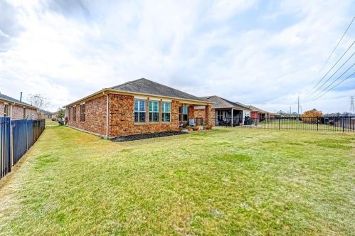 2947 Cone Flower Dr, Richmond TX 77469-5551 exterior