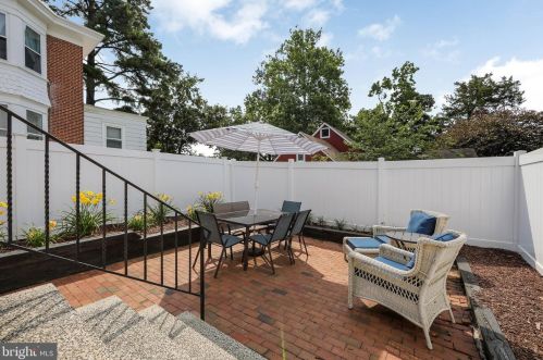 124 Fowler Ave, Haddonfield NJ  08033-1337 exterior