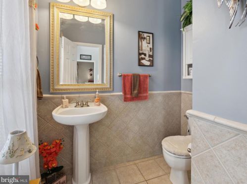 41 Cypress Point Ct, Charles Town WV  25414-3928 exterior