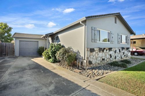 528 Sonora Ave, Lodi, CA 95240-0612