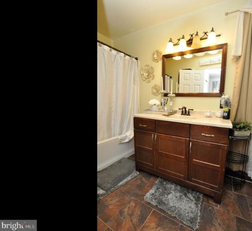 2532 41 St, Camden NJ 08105-2628 exterior