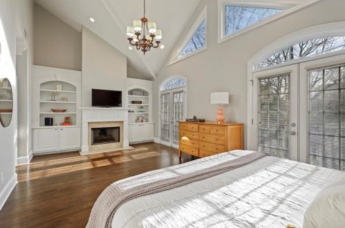 2483 Brookhaven Hts Ct, Atlanta GA  30319-5243 exterior
