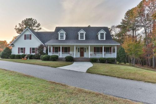 198 Fairway Dr, Rockingham, NC 28379-9483