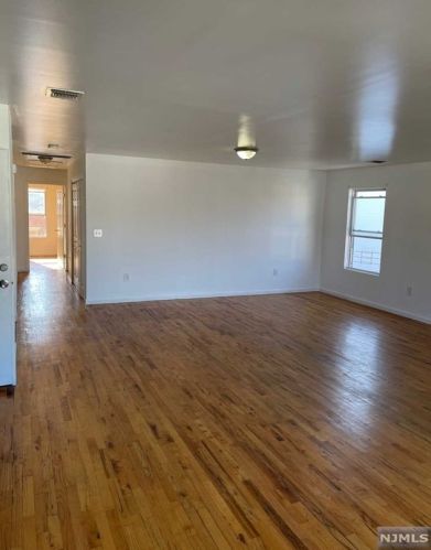 126 9th St, Paterson NJ  07522-1208 exterior