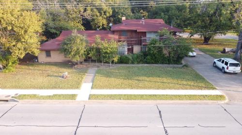 7525 John T White Rd, Fort Worth, TX 76120-3311