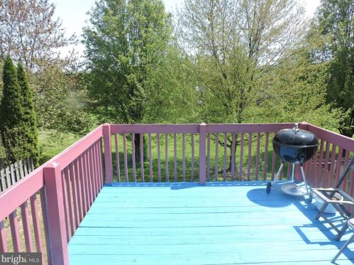 1053 Sterling Pl, Lancaster PA  17603-8839 exterior