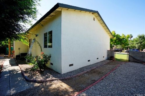 1863 Missouri St, Riverside CA  92507-3566 exterior