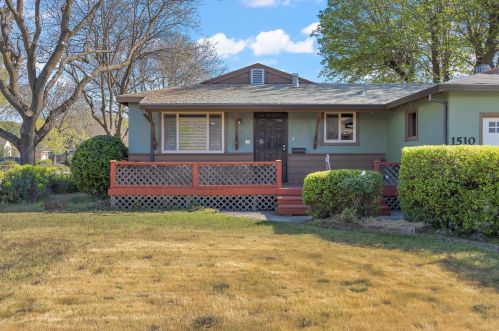 1510 Claremont Dr, Davis, CA 95616-1349