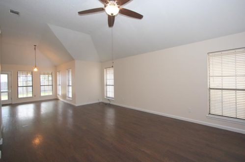 4104 Vincent Ter, Fort Worth TX  76137-2640 exterior