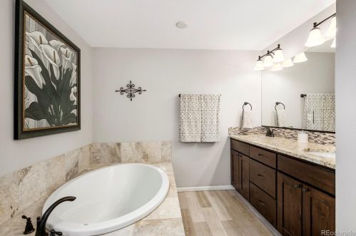 7205 Xanthia St, Englewood CO 80112-1920 exterior