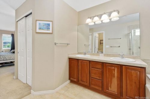 22237 Hinsdale Ave, Denver CO  80016-6010 exterior