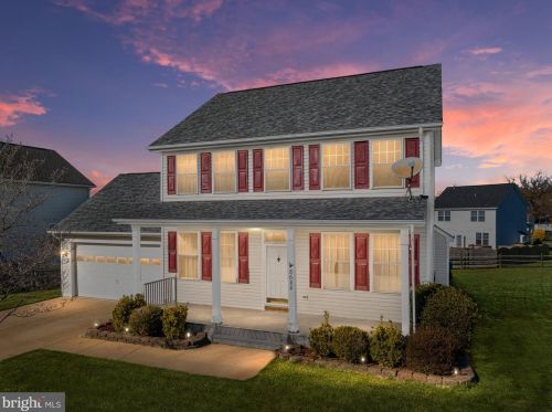 8680 Clifton St, Marshall, VA 20115-3218