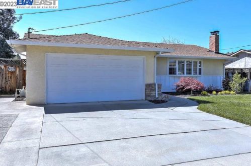 923 Via Seville, Livermore, CA 94550-5455