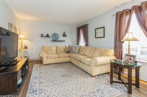 2907 Sun Valley Ct, Plainfield, IL 60586-6654