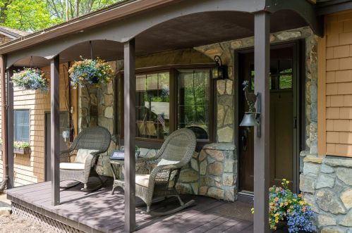 135 Kaime Rd, Chichester, NH 03258-6312
