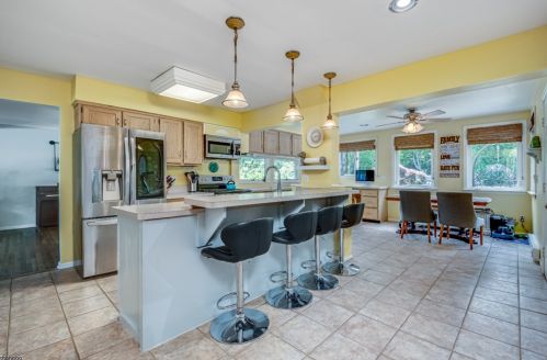 505 Hamilton Dr, Hackettstown NJ  07840-1430 exterior