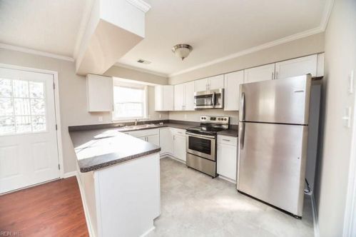 1005 Wolcott Ave, Norfolk VA  23513-3018 exterior