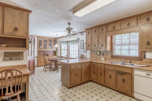 160 Country Roads Cir, Stockbridge GA  30281-1338 exterior