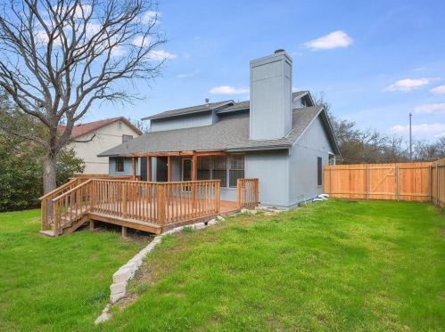 8114 Cache Dr, Austin TX  78749-3824 exterior