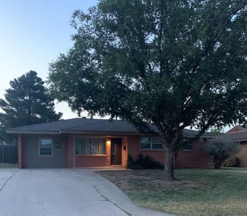 3215 Drexel Ave, Big Spring TX 79720-3512 exterior