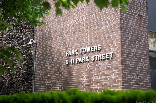 9 Park St, Norwalk CT  06851-4804 exterior