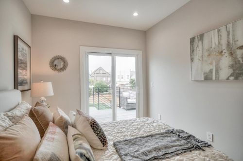 260 Girard St, San Francisco CA 94134-2110 exterior