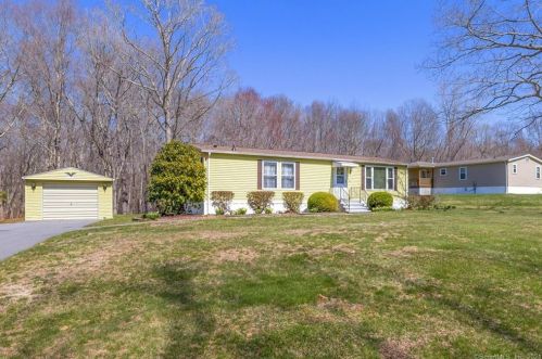 5 Colchester Cmns, Colchester, CT 06415-2102